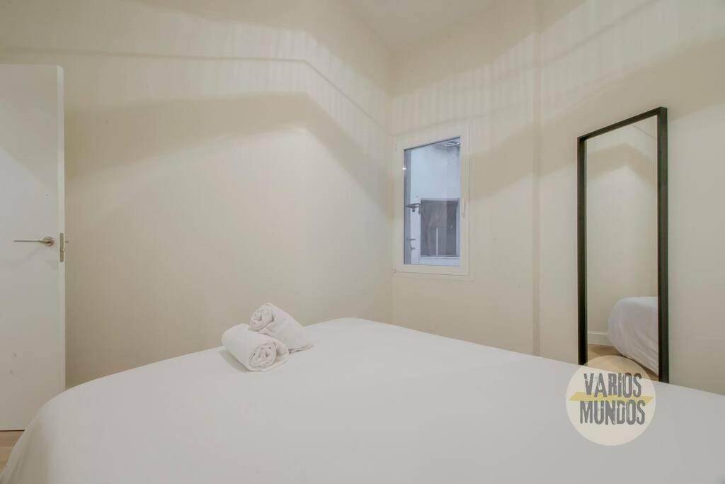 Cool Y Centrico Apt 6Px En Plena Plaza Del Carmen E2 Madrid Kültér fotó
