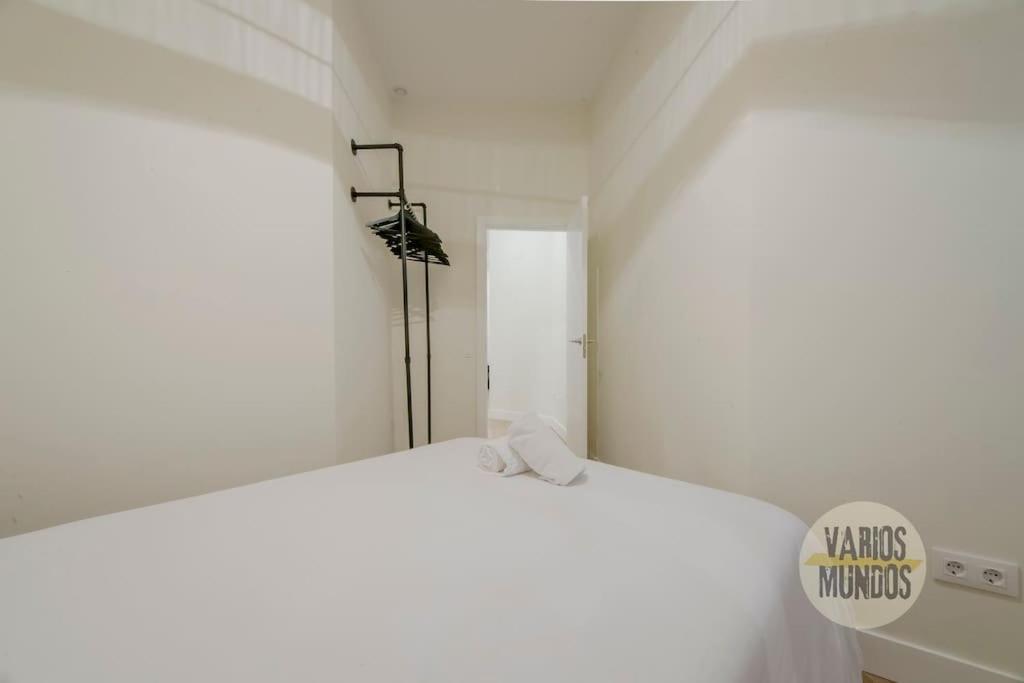 Cool Y Centrico Apt 6Px En Plena Plaza Del Carmen E2 Madrid Kültér fotó