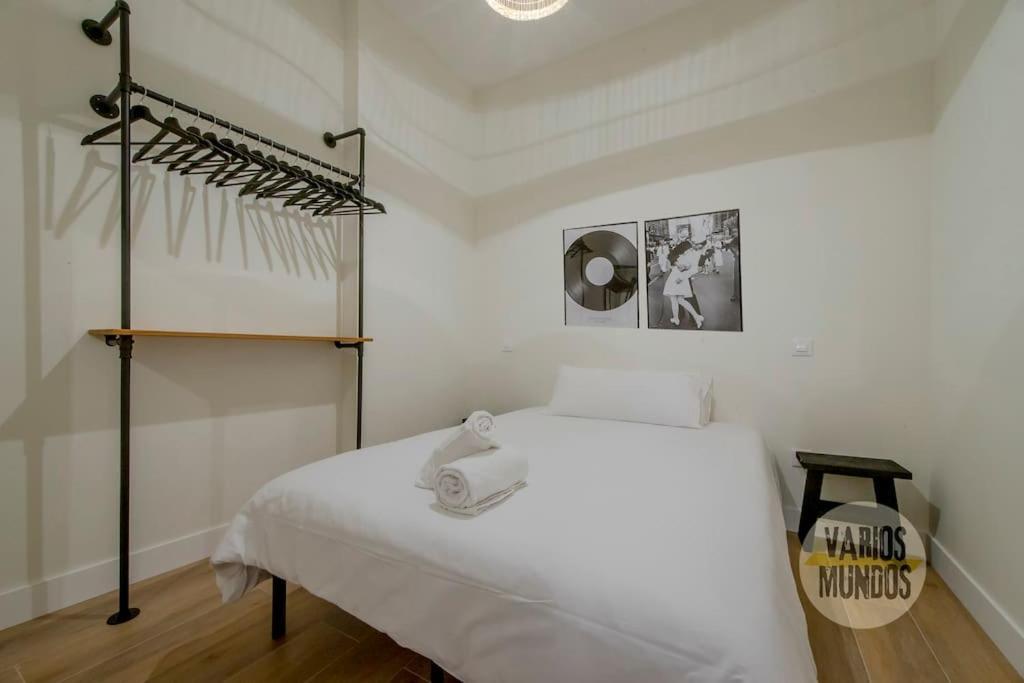 Cool Y Centrico Apt 6Px En Plena Plaza Del Carmen E2 Madrid Kültér fotó